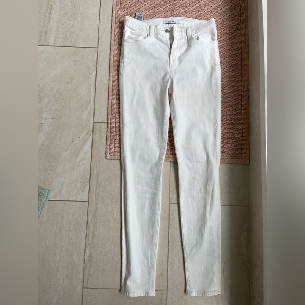 New never worn J Brand white jeans